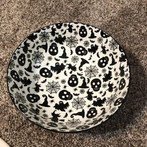 Ceramic Halloween Treat Bowl Black White